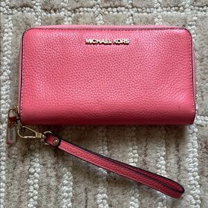 Michael Kors Pink Pebbled Wristlet Wallet